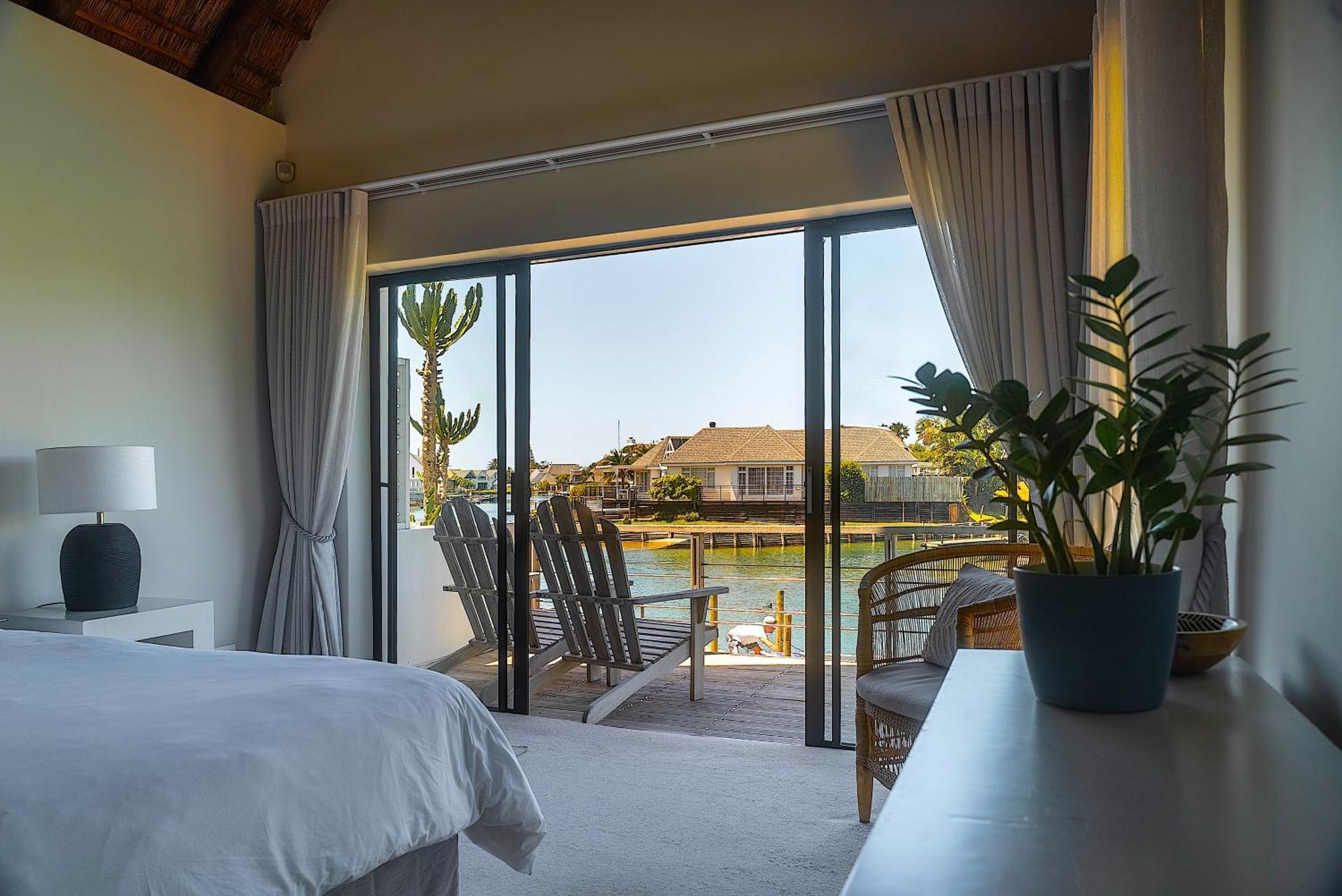 Canal Guest House - Waterfront Accommodation St Francis Bay Exterior photo